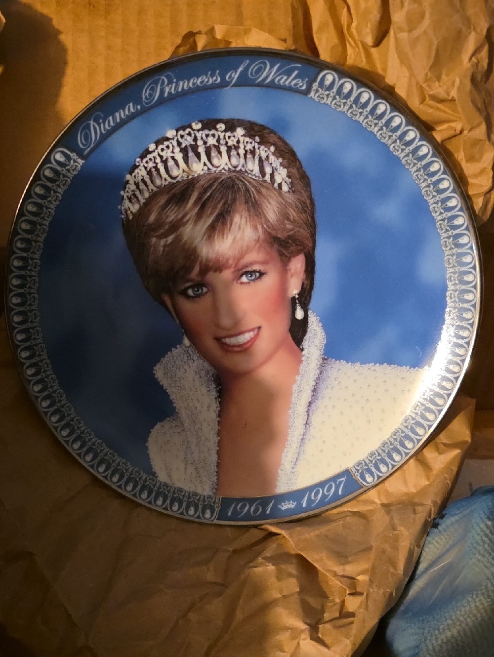 Franklin Mint Blue Portrait Plate with White and Silver Accents